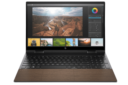 HP Envy x360 15-ed1000の外観　正面から