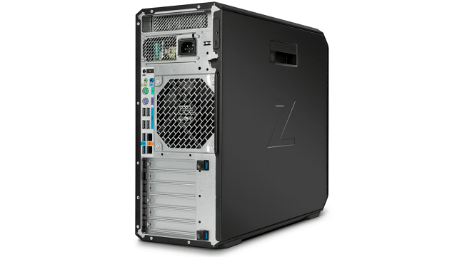 HP Z4 G4の外観　背面