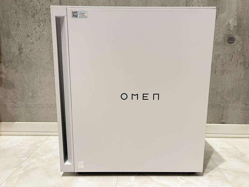 OMEN 25L AMD 右側面