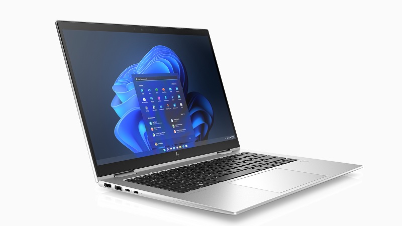 HP EliteBook 1040 G9 左斜め前から