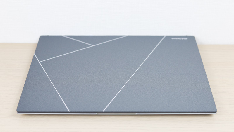 ASUS Zenbook S 13 OLED 筐体