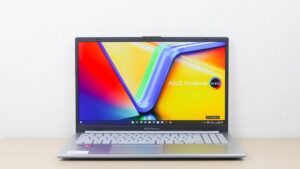 ASUS Vivobook Go 15 OLEDの実機レビュー